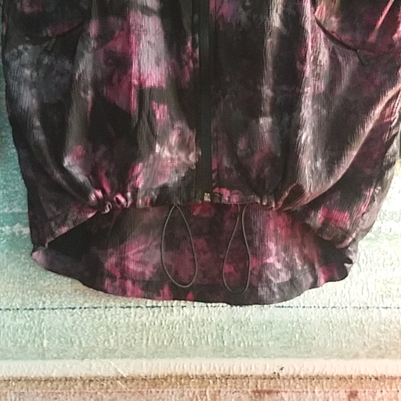 DYI Cocoon Seersucker Jacket with Hood NWOT - Picture 6 of 8